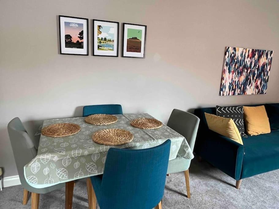 Town Centre Apartment With Parking Wallingford Eksteriør bilde