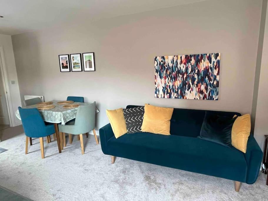 Town Centre Apartment With Parking Wallingford Eksteriør bilde